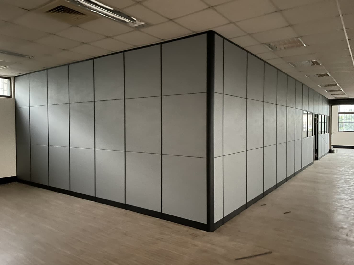 全板隔間